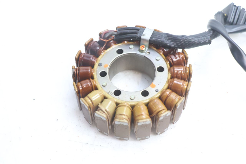 photo de STATOR HONDA VFR FI RC46 800 (1998 - 2001) - Component detail