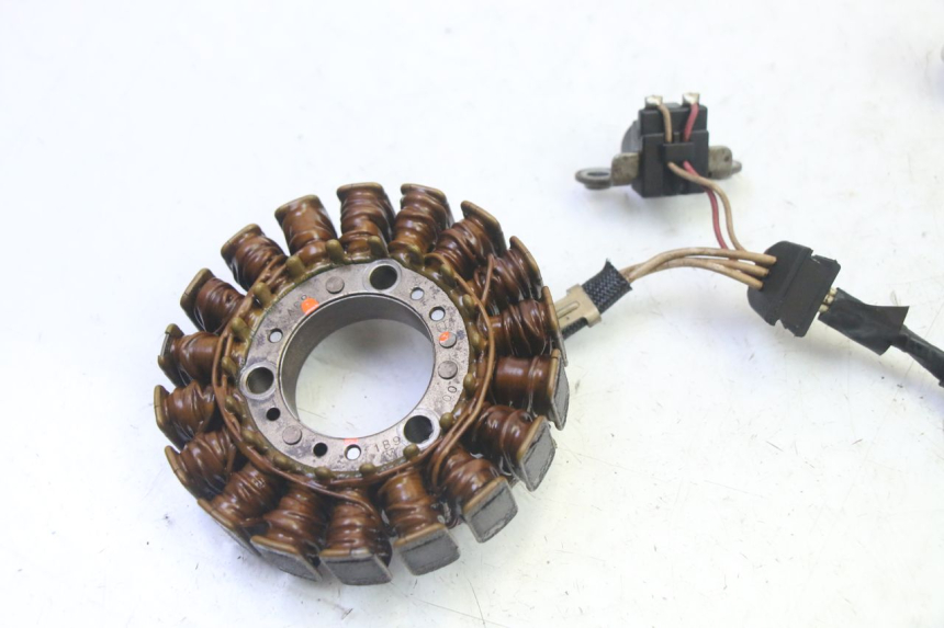 photo de STATOR YAMAHA X-MAX XMAX 125 (2010 - 2013) - Alternative perspective