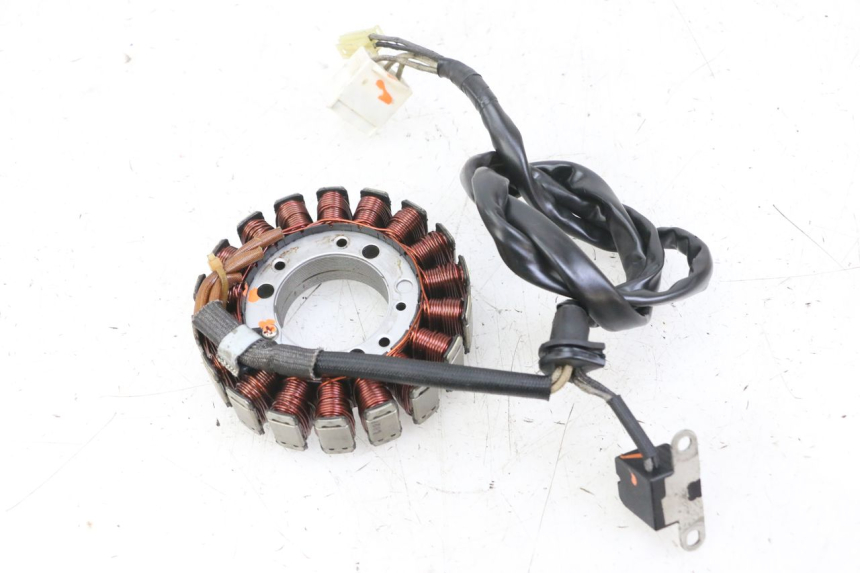 photo de STATOR YAMAHA FZS FAZER 600 (2001 - 2003) - Fixing points details