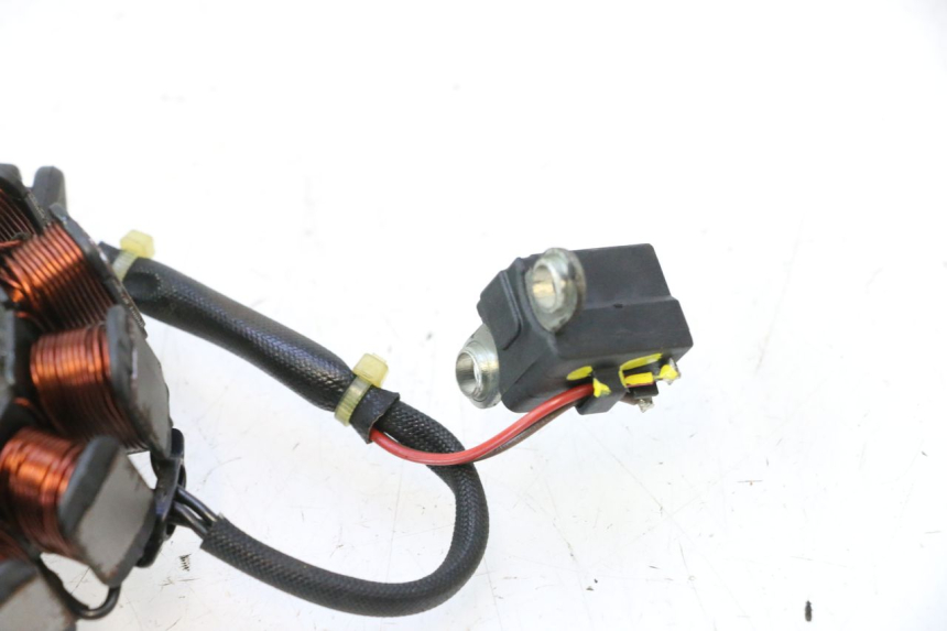 photo de STATOR PIAGGIO ZIP IGET 4T 50 (2021 - 2023) - Fixing points details