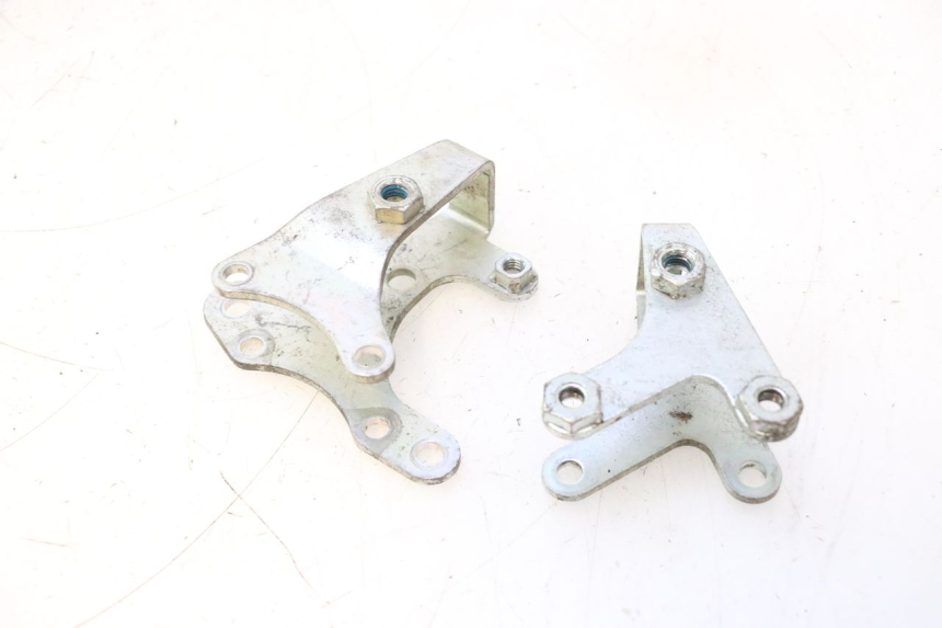 photo de SHOCK ABSORBER MOUNT PIAGGIO MP3 HPE 530 (2022 - 2026) - Zoom on usage condition