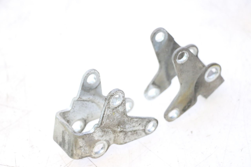 photo de SHOCK ABSORBER MOUNT PIAGGIO MP3 500 (2011 - 2015) - Alternative perspective