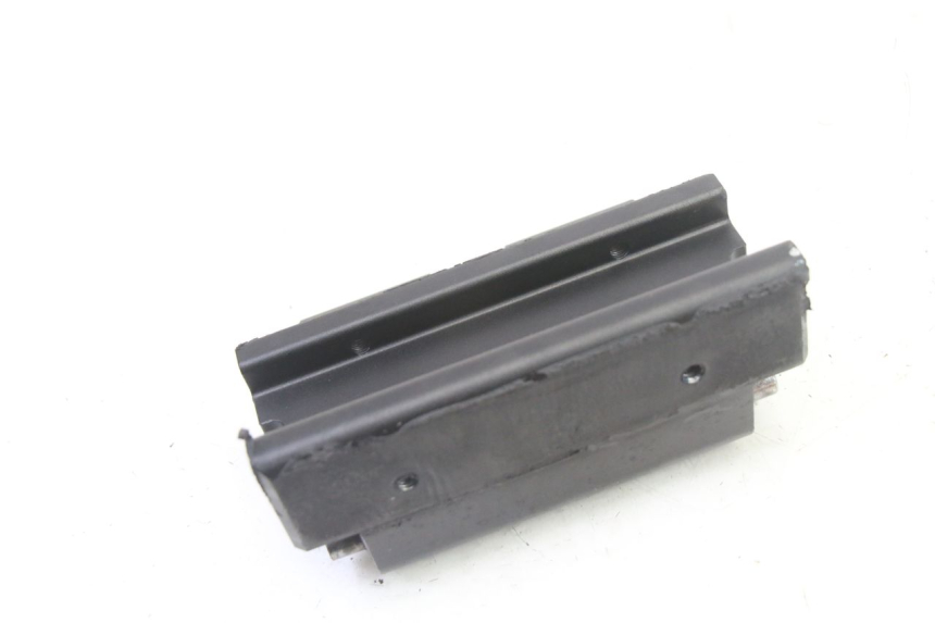 photo de SHOCK ABSORBER MOUNT HERO S10 1 - Technical close-up