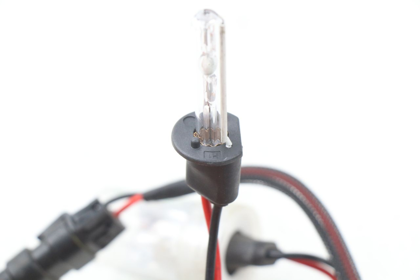 photo de BULB HOLDER DAELIM S2 125 (2006 - 2007) - Component detail