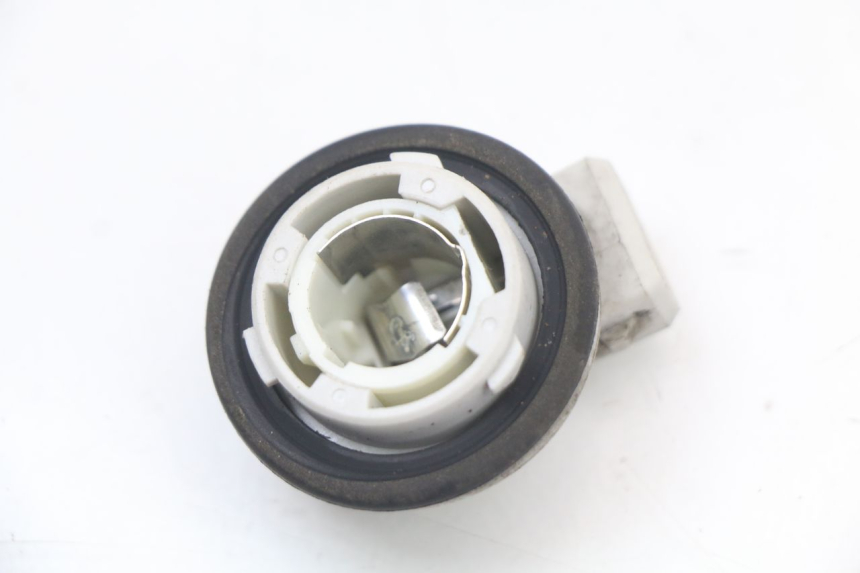 photo de BULB HOLDER PIAGGIO VESPA LX 2T 50 (2005 - 2013) - Zoom on usage condition