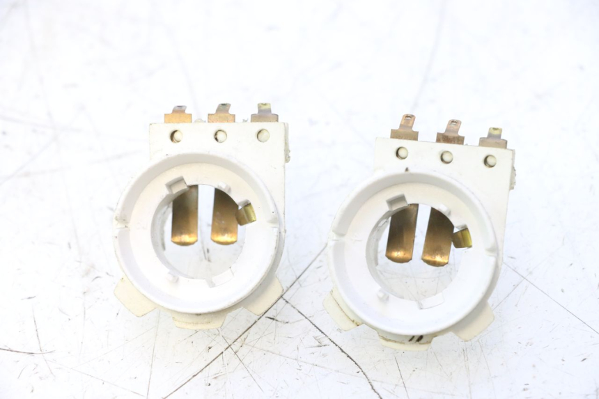 photo de BULB HOLDER YAMAHA YP MAJESTY 125 (2002 - 2006) - Main view