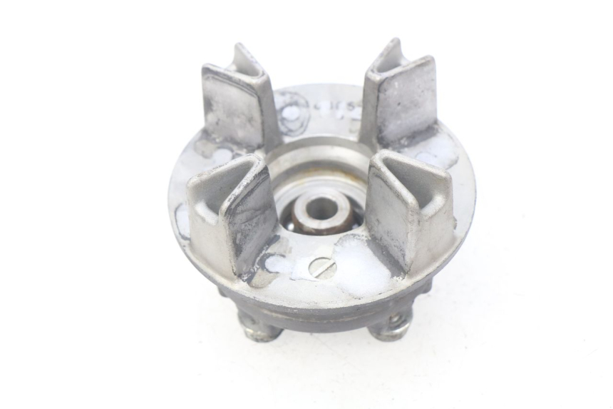 photo de SPROCKET MOUNT HONDA CBR R 125 (2003 - 2006) - Alternative perspective