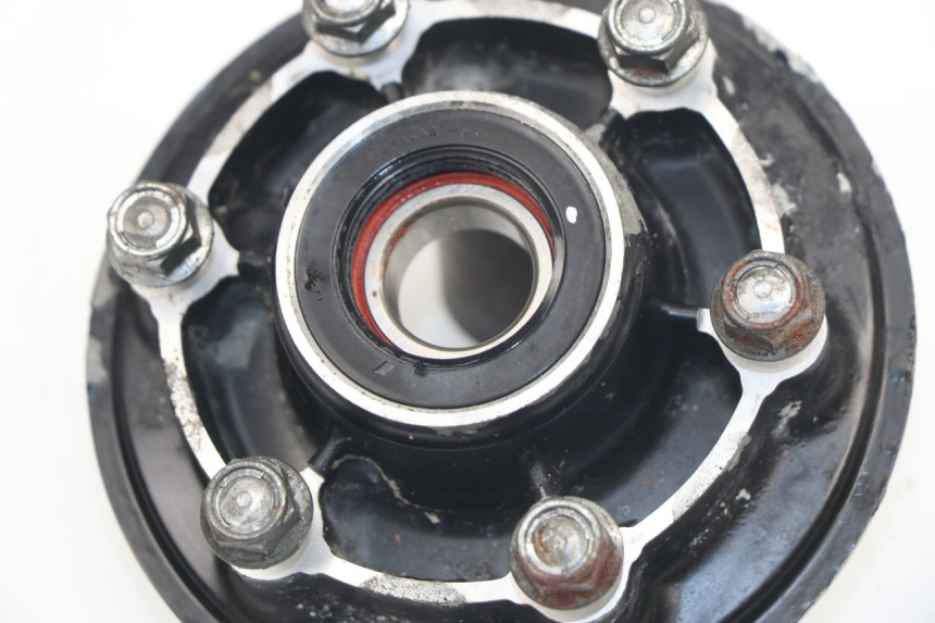 photo de SPROCKET MOUNT KAWASAKI ER-6 ER6 F 650 (2006 - 2009) - Zoom on usage condition