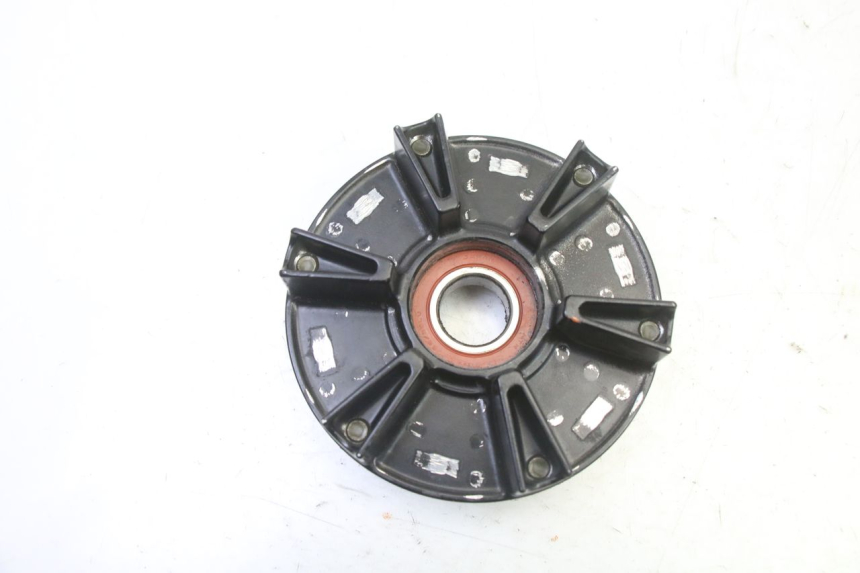 photo de SPROCKET MOUNT YAMAHA FZ6 FAZER S2 600 (2007 - 2011) - Main view