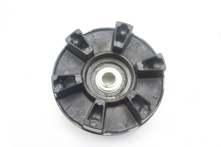 photo de SPROCKET CARRIER YAMAHA FZS FAZER 600 (1998 - 2001) - Zoom on usage condition