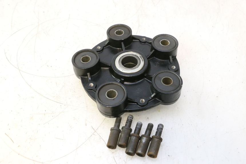 photo de SPROCKET CARRIER GILERA GP 800 (2007 - 2013) - Component detail