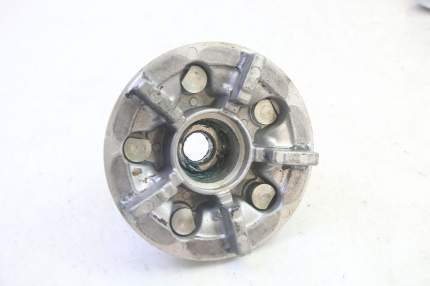 photo de SPROCKET MOUNT SUZUKI GSF N BANDIT 600 (1996 - 1999) - Zoom on usage condition