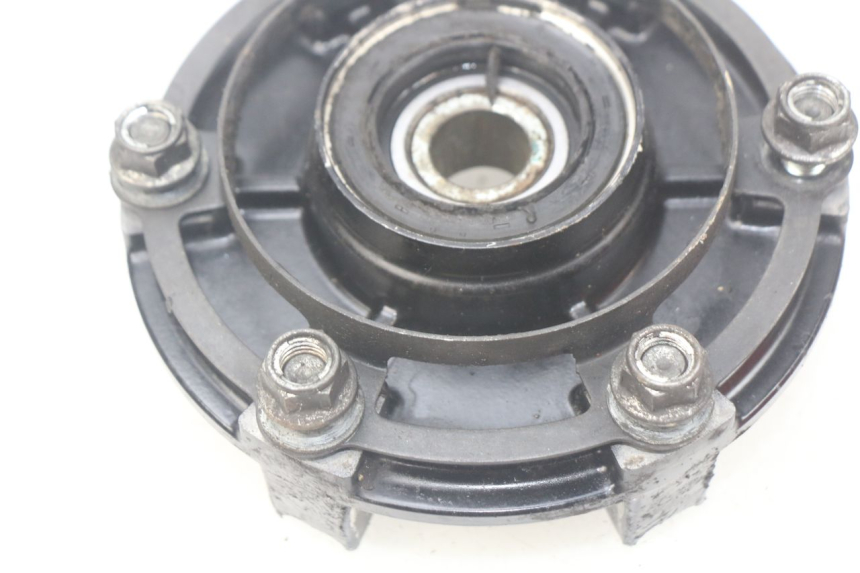 photo de SPROCKET CARRIER YAMAHA MT-07 MT07 ABS 700 (2014 - 2017) - Zoom on usage condition