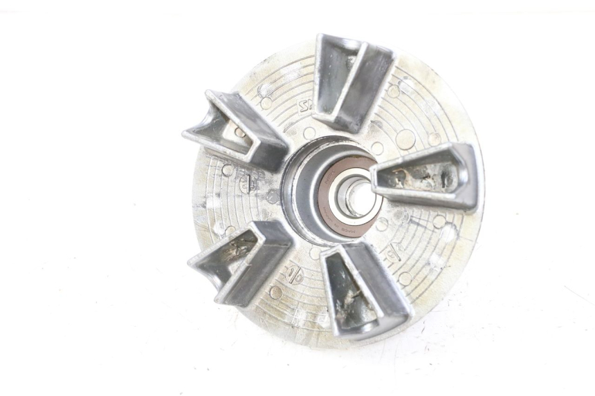 photo de SPROCKET MOUNT TRIUMPH SPRINT 900 (1995 - 1998) - Component detail