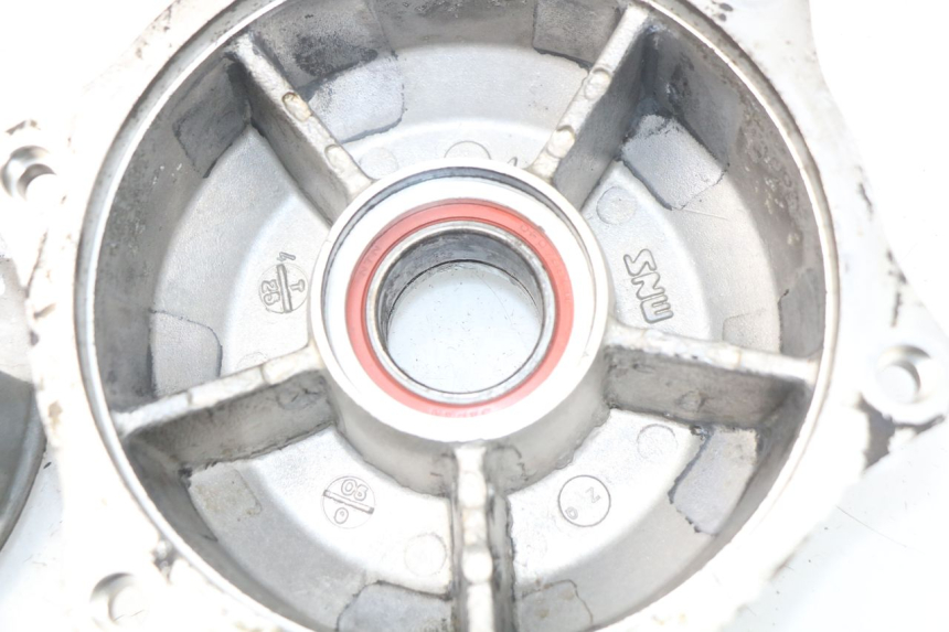 photo de SPROCKET MOUNT TRIUMPH SPRINT ST ABS 1050 (2005 - 2007) - Zoom on usage condition