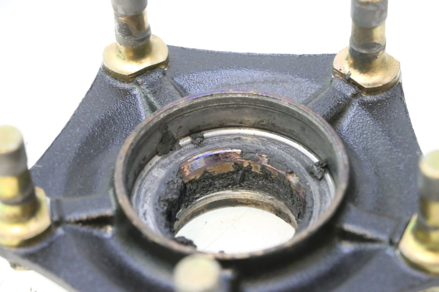 photo de SPROCKET MOUNT HONDA ST PAN EUROPEAN 1100 (1990 - 2002) - Component detail