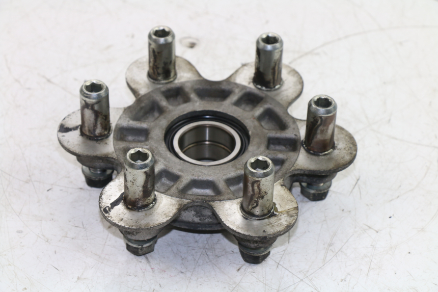 photo de SPROCKET MOUNT DUCATI ST3 992 (2006 - 2008) - Zoom on usage condition