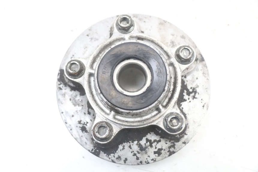 photo de SPROCKET MOUNT SUZUKI GS F 500 (2004 - 2007) - Alternative perspective