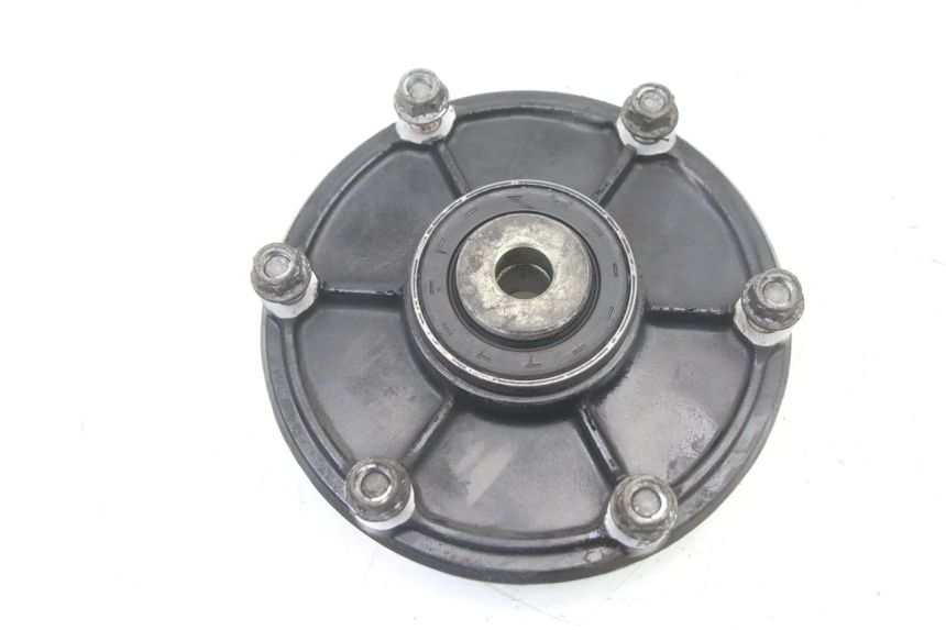 photo de SPROCKET MOUNT YAMAHA XJ6 600 (2008 - 2016) - Alternative perspective