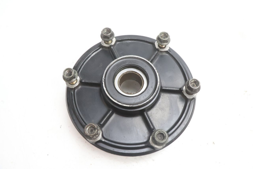 photo de SPROCKET MOUNT YAMAHA YZF R GENESIS 750 (1993 - 1998) - Main view