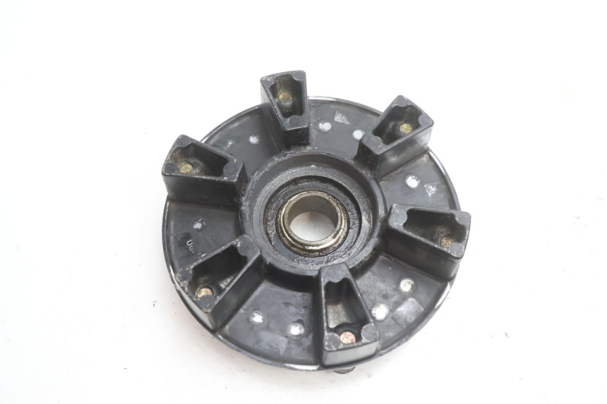 photo de SPROCKET MOUNT YAMAHA YZF R GENESIS 750 (1993 - 1998) - Technical close-up