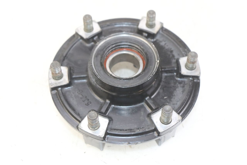 photo de SPROCKET CARRIER YAMAHA YZF R1 1000 (2007 - 2008) - Zoom on usage condition