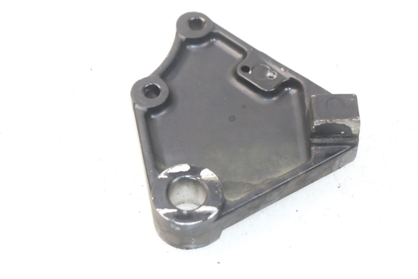 photo de REAR CALIPER BRACKET HYOSUNG COMET GTR 125 (2007 - 2014) - Component detail