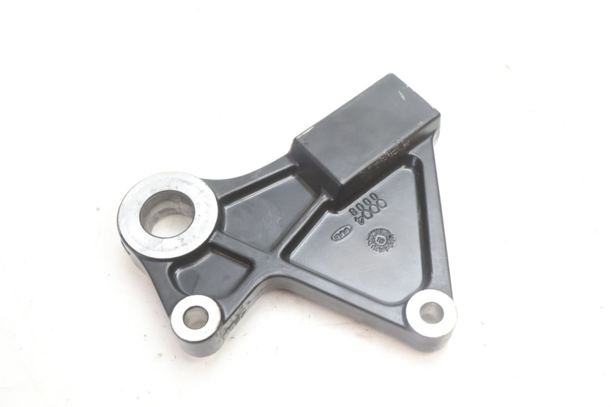 photo de REAR CALIPER BRACKET KAWASAKI ER-6 ER6 N 650 (2005 - 2009) - Alternative perspective