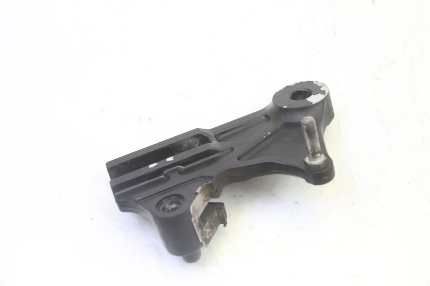 photo de REAR CALIPER BRACKET STAHO FH 50 (2018 - 2019) - Component detail