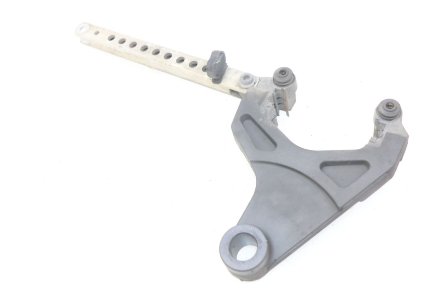 photo de REAR BRAKE CALIPER BRACKET YAMAHA FJR ABS 1300 (2016 - 2020) - Component detail