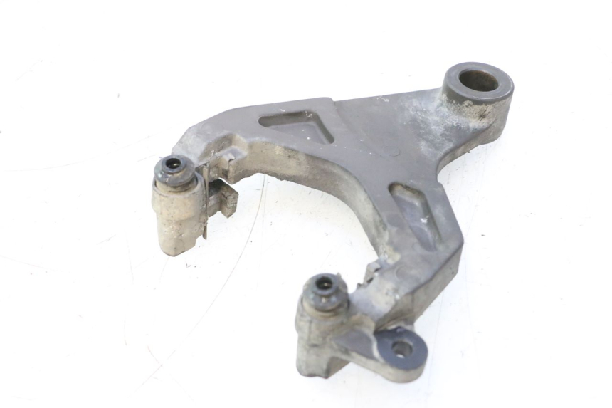 photo de REAR CALIPER BRACKET YAMAHA FJR 1300 (2001 - 2005) - Technical close-up