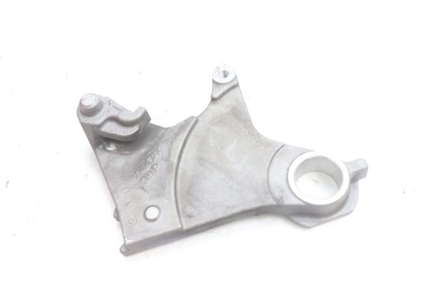 photo de REAR CALIPER BRACKET YAMAHA FZ8 800 (2010 - 2016) - Zoom on usage condition