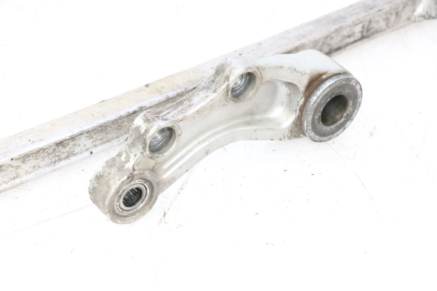 photo de REAR CALIPER BRACKET KAWASAKI GPX F ZX750F 750 (1986 - 1990) - Technical close-up