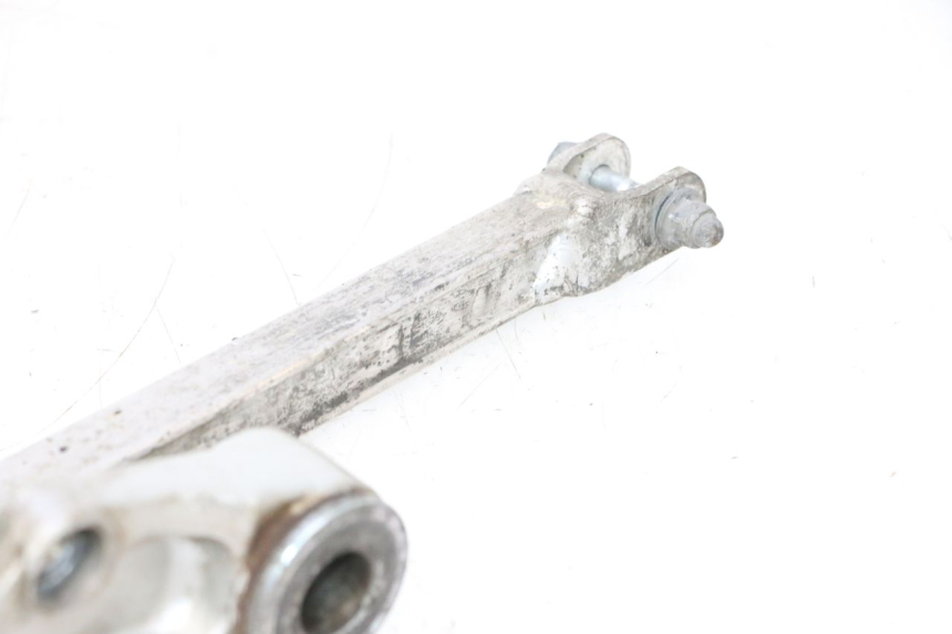 photo de REAR CALIPER BRACKET KAWASAKI GPX F ZX750F 750 (1986 - 1990) - Product overview