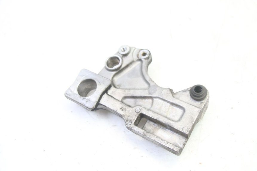 photo de REAR CALIPER BRACKET SUZUKI GSR 750 (2011 - 2017) - Zoom on usage condition
