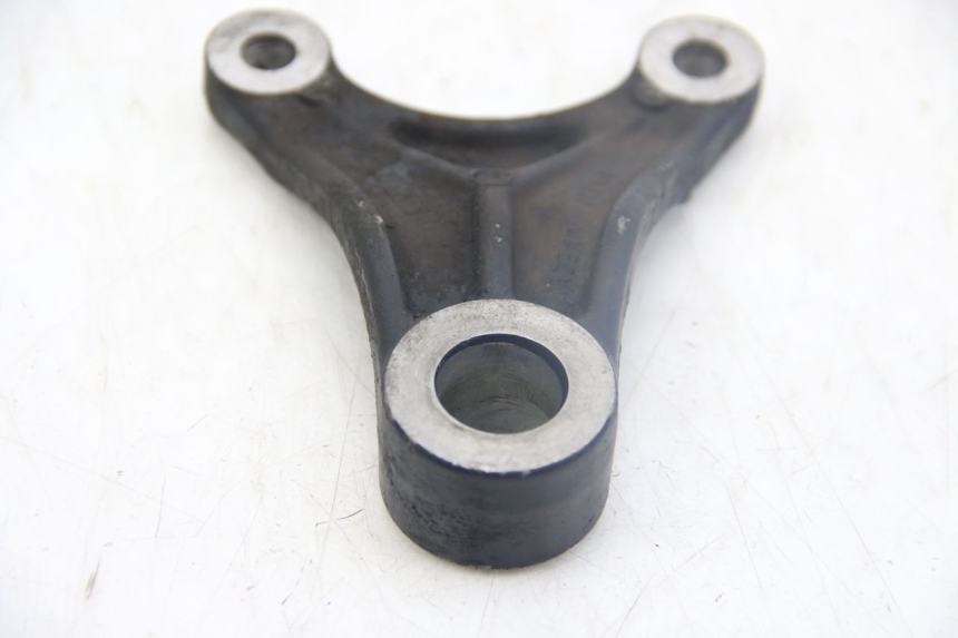 photo de REAR BRAKE CALIPER BRACKET SUZUKI GSX-F GSX  F 1100 (1988 - 1994) - Fixing points details