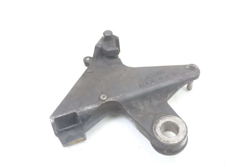 photo de REAR CALIPER BRACKET HONDA CBR F 1000 (1993 - 1996) - Zoom on usage condition