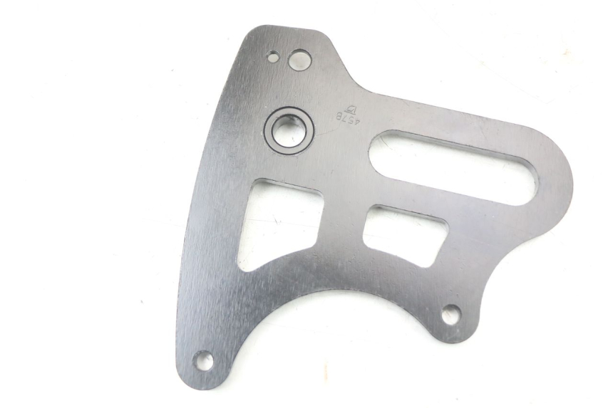 photo de REAR CALIPER BRACKET MASAI SCRAMBLER SPORT 125 (2021 - 2025) - Zoom on usage condition