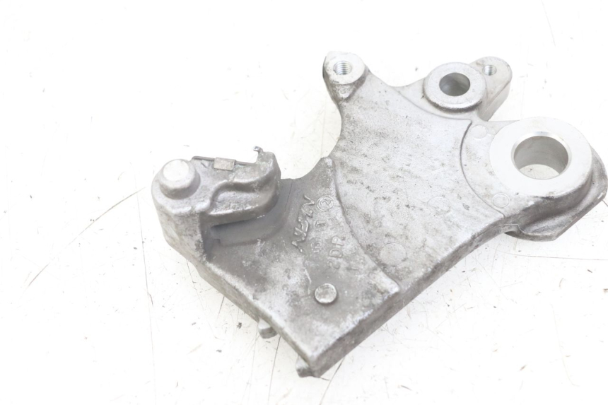 photo de REAR BRAKE CALIPER BRACKET YAMAHA MT-07 MT07 ABS 700 (2014 - 2017) - Zoom on usage condition