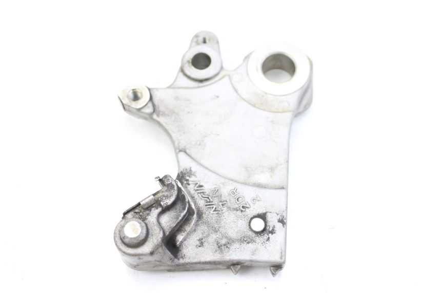 photo de REAR BRAKE CALIPER BRACKET YAMAHA MT-07 MT07 700 (2018 - 2020) - Technical close-up