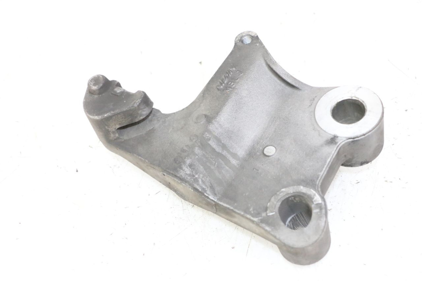 photo de REAR CALIPER BRACKET HONDA NTV DEAUVILLE 650 (2001 - 2006) - Component detail