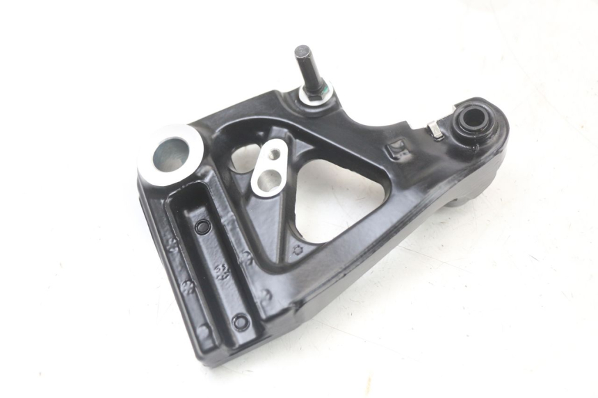 photo de REAR CALIPER BRACKET ROYAL ENFIELD SCRAM 411 (2022 - 2024) - Component detail