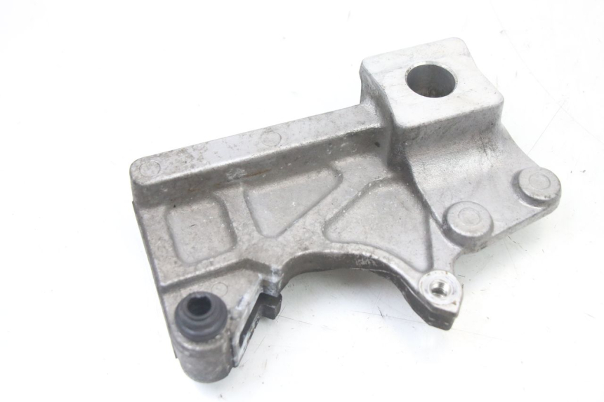 photo de REAR CALIPER BRACKET SUZUKI GSX F GSXF 650 (2007 - 2015) - Zoom on usage condition