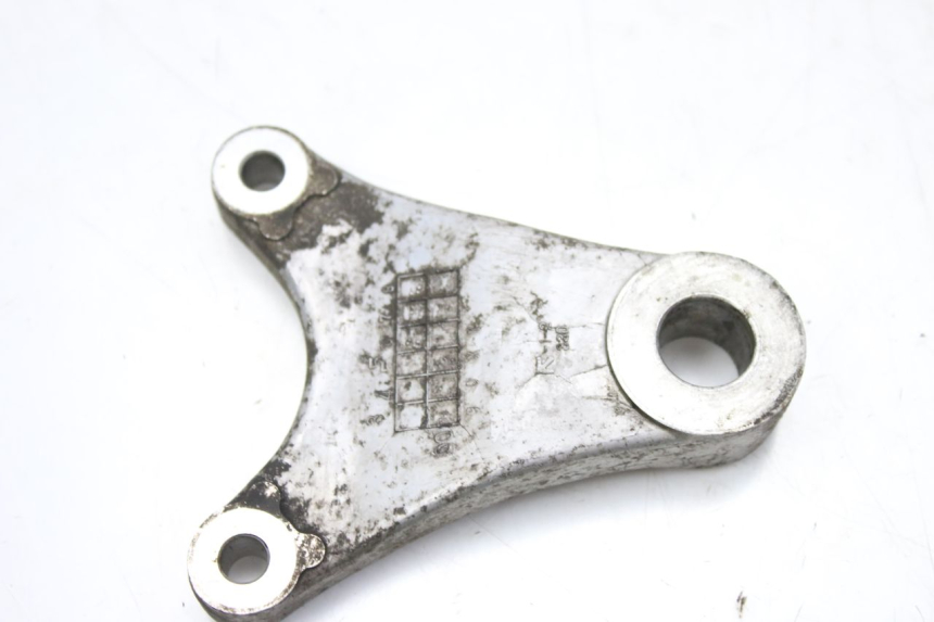 photo de REAR BRAKE CALIPER BRACKET SUZUKI SV S 650 (1999 - 2002) - Product overview