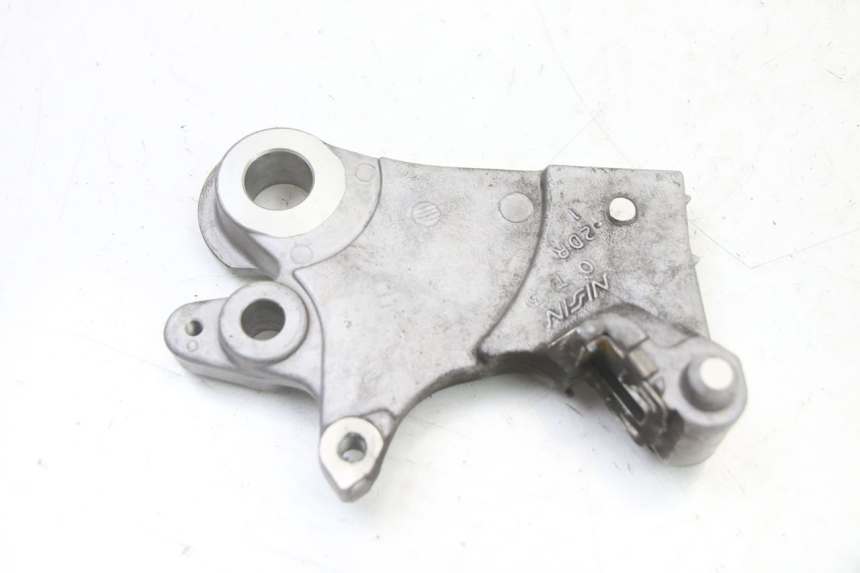 photo de REAR CALIPER BRACKET YAMAHA TRACER 7 700 (2020 - 2024) - Alternative perspective