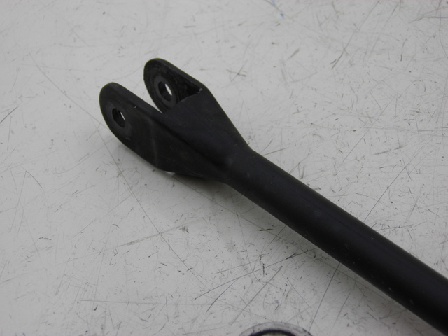 photo de REAR CALIPER BRACKET TRIUMPH TROPHY 1200 (1996 - 2003) - Technical close-up