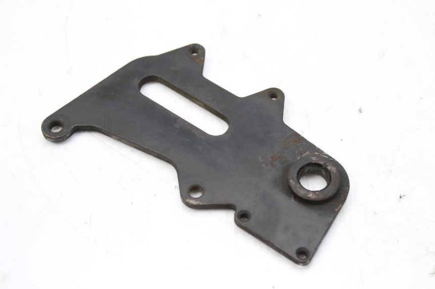 photo de REAR BRAKE CALIPER BRACKET KEEWAY TX 50 (2008 - 2015) - Component detail