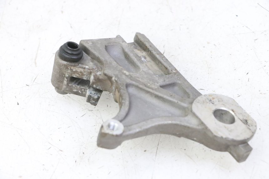 photo de REAR CALIPER BRACKET YAMAHA XJ6 ABS 600 (2008 - 2016) - Zoom on usage condition