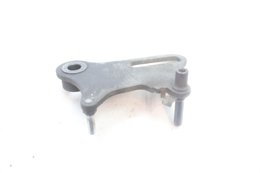 photo de REAR CALIPER BRACKET HONDA XLV VARADERO 125 (2007 - 2012) - Alternative perspective