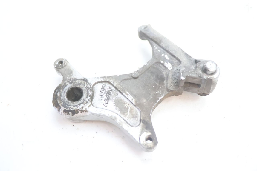 photo de REAR CALIPER BRACKET HONDA XRV AFRICA TWIN 750 (1990 - 1992) - Alternative perspective